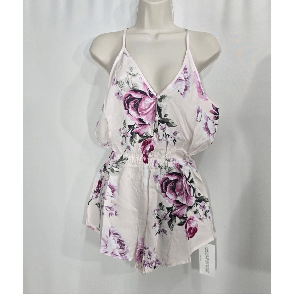 Yumi Kim Sugar & Spice Floral Pajama Romper Swoon Light Cameo Pink Sz M NWT - Picture 2 of 14